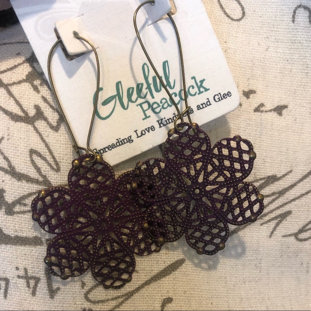 🐎🐎Gleeful Peacock NWT earrings